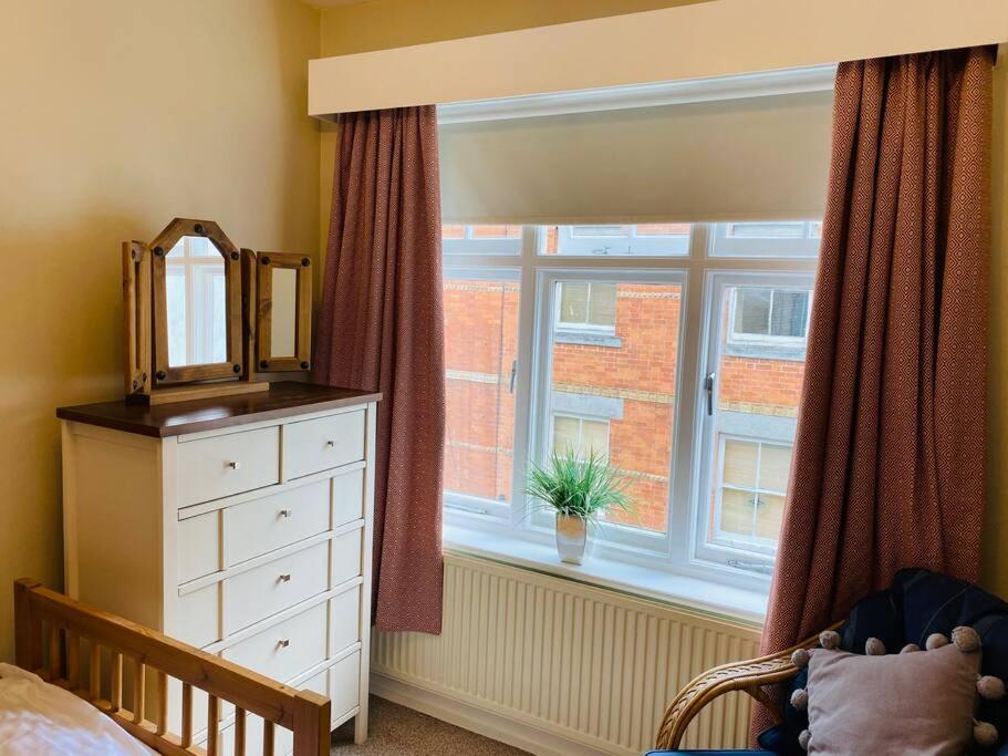 Rockferry 3 Bed Central Apartment + Parking Permit Dartmouth Luaran gambar